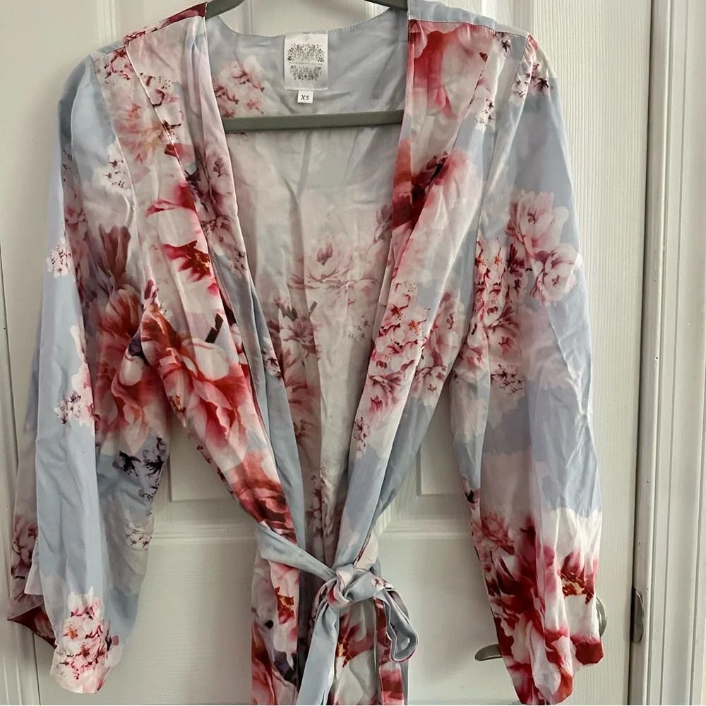 Plum Pretty Sugar Floral Rayon Bridal Robe Women’s XS - Picture 2 of 8